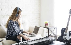 The future and benefits of Online Music Lessons and Online Learning